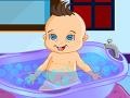 Lojë Cute Baby Bathing
