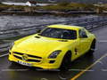 Lojë Mercedes-Benz SLS E-Cell Puzzle
