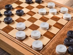 Lojë Checkers Two Player